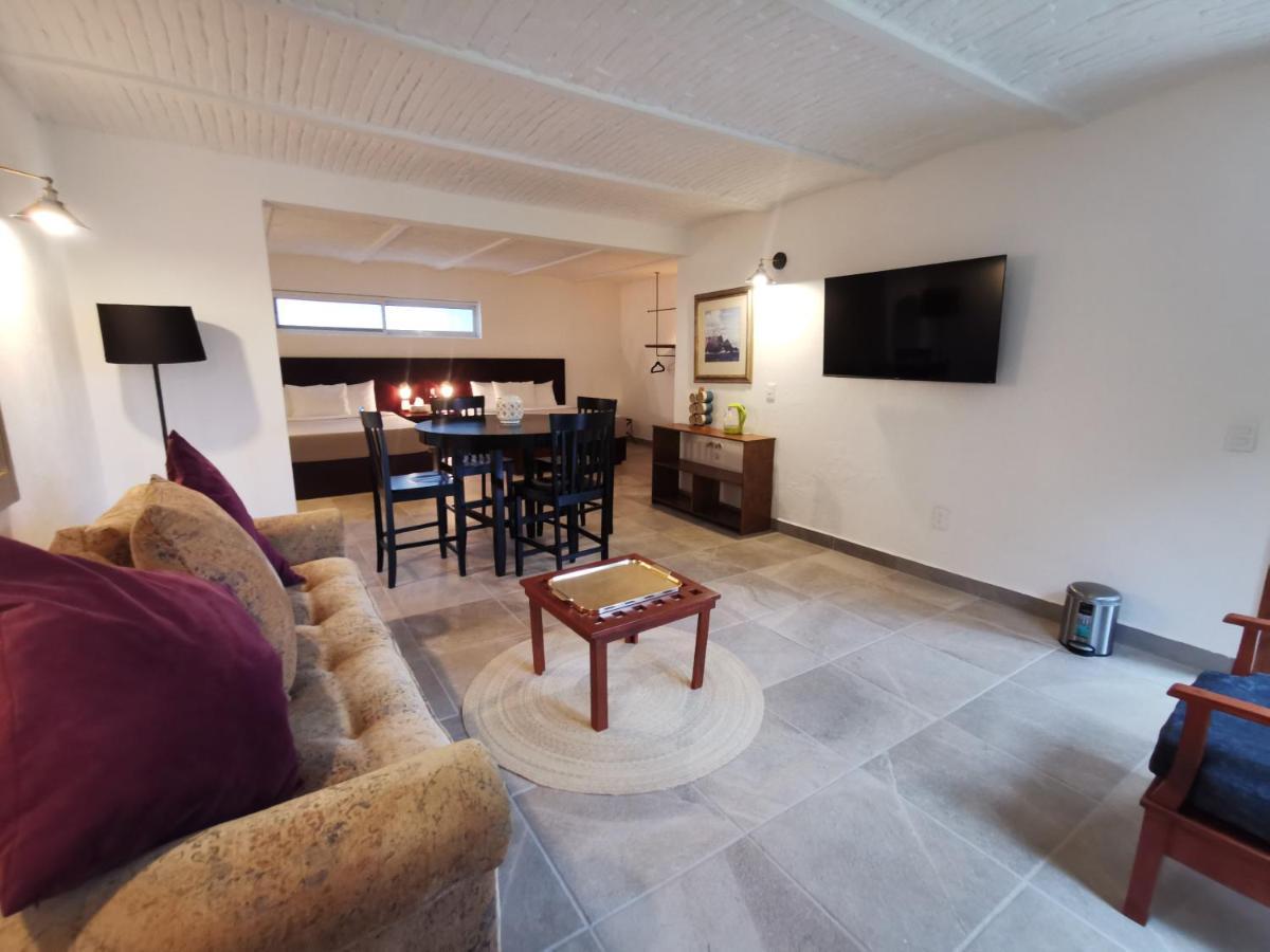 Plaza Chapala Hotel Экстерьер фото