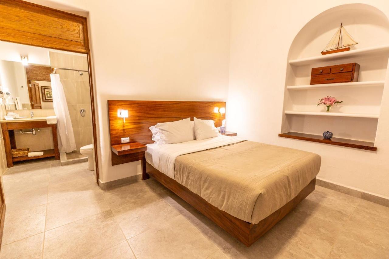 Plaza Chapala Hotel Экстерьер фото