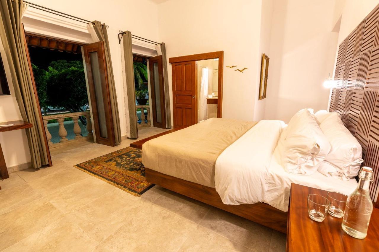 Plaza Chapala Hotel Экстерьер фото